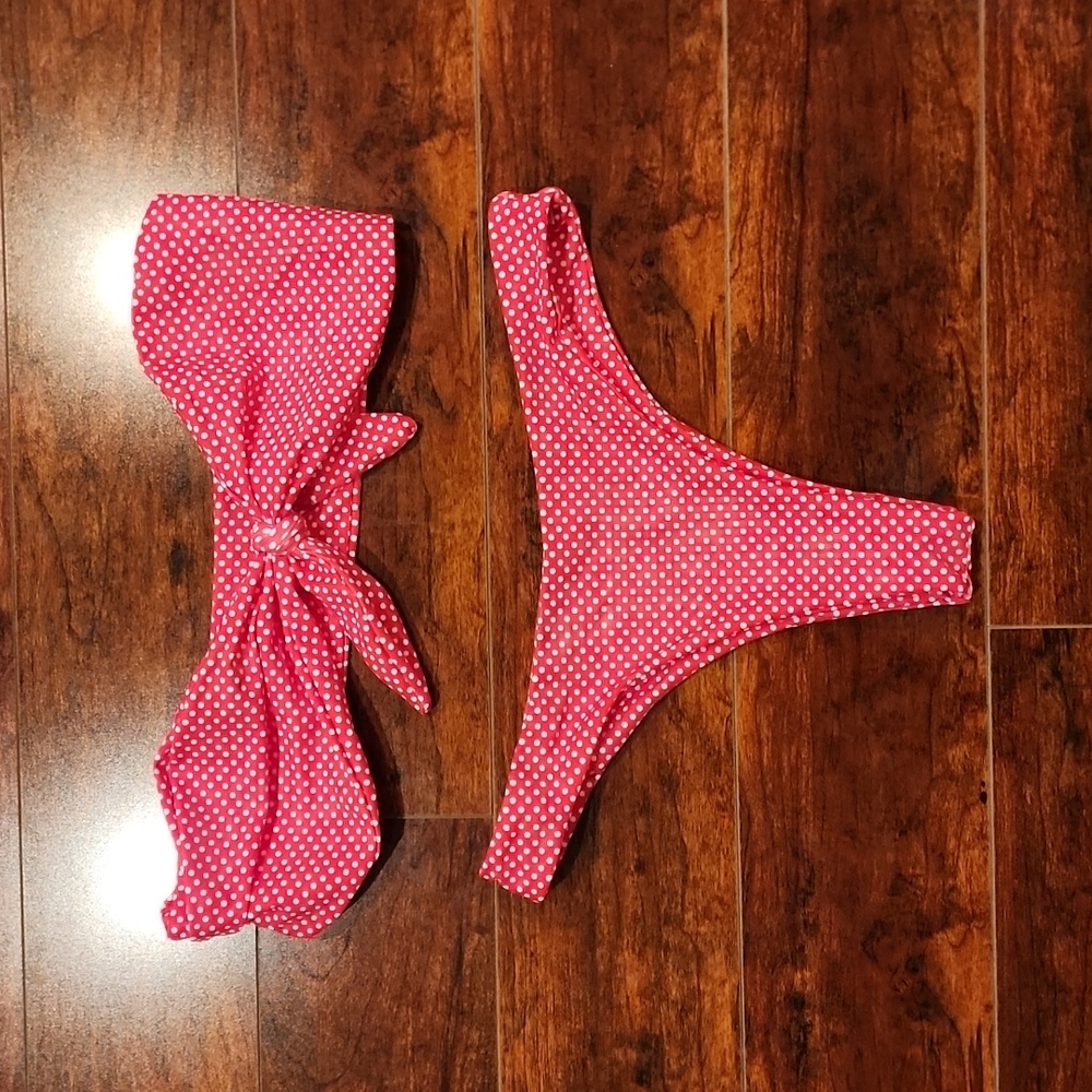 Thong bikini